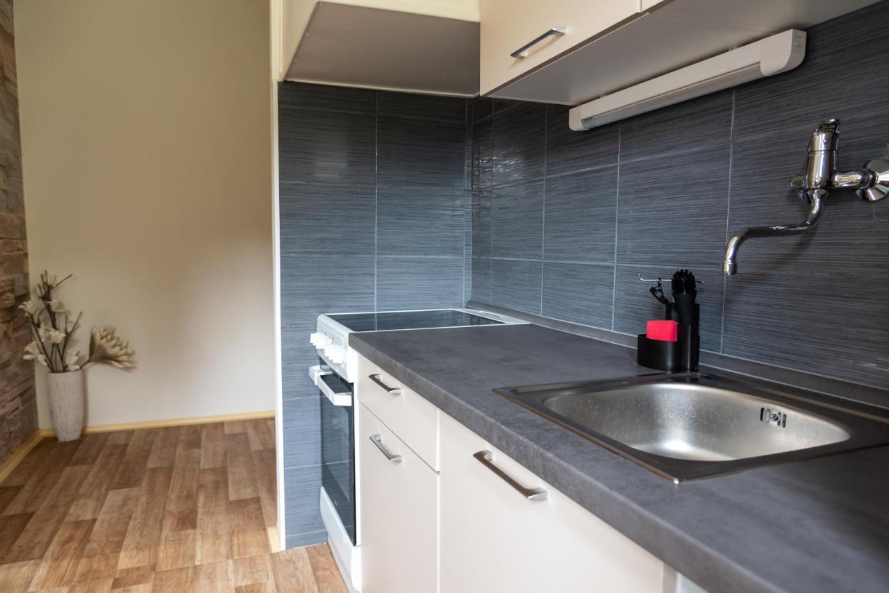 דירות דצ'ין Apartman Fraise מראה חיצוני תמונה