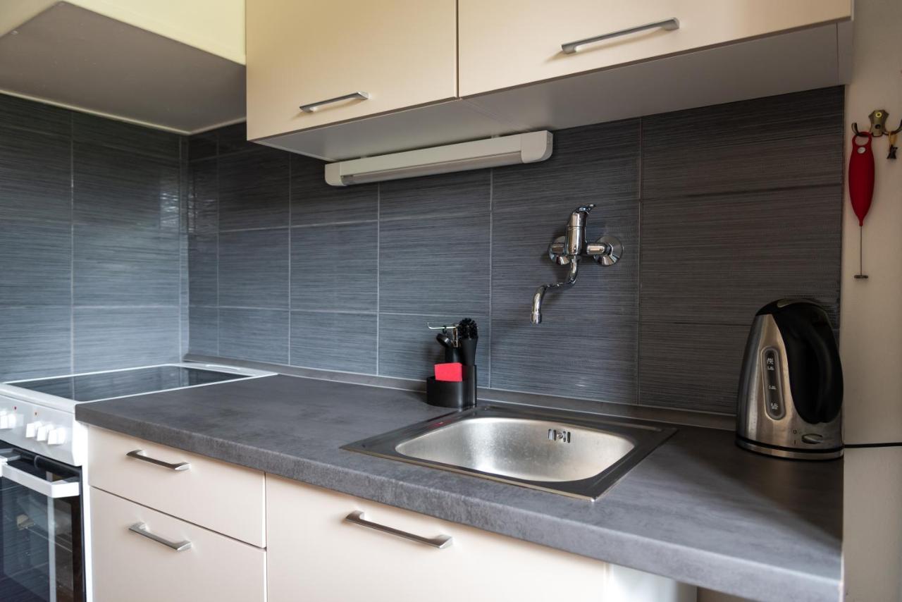 דירות דצ'ין Apartman Fraise מראה חיצוני תמונה